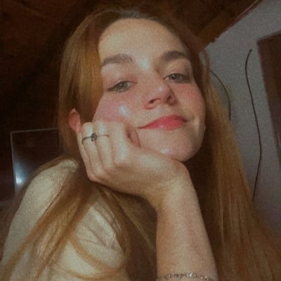 MunnyOk's profile picture. Profesora en Educación Inicial | 26 | Aries