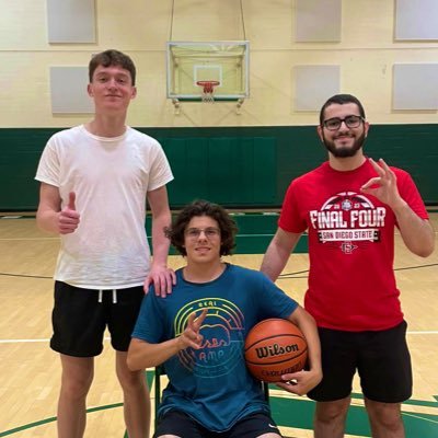 BrettHuser's profile picture. UW Madison | Retired Novato High Swarm Reporter #fearthedeer #gopackgo #ThisIsMyCrew #CFC #beamteam #OnWisconsin