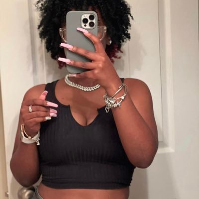 sakabaggshawty's profile picture. New acc. | Stay out my business bitch ..