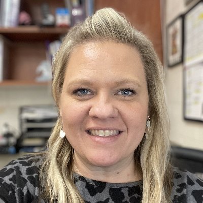 RoxieTeach's profile picture. 1st Grade Teacher, Tech-inspired, Passionate about making learning engaging and meaningful.
