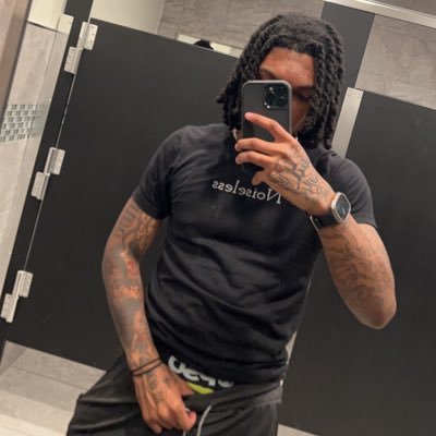 _evvo's profile picture. @_.evvo