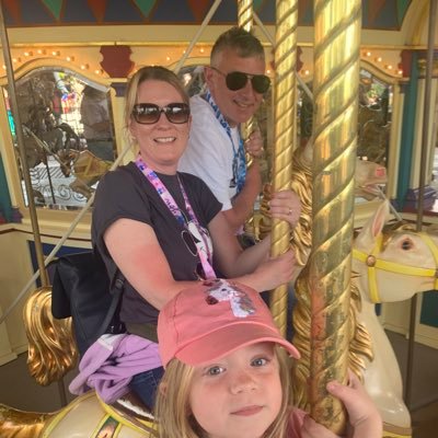 cbroadbent15's profile picture. 