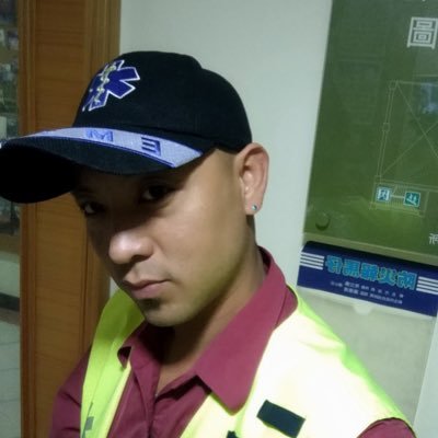 jaymin6822's profile picture. 來自新北40好幾的大叔、身高177-77重，沒腹肌沒身材，大叔色色的，標準的奶控，很愛發情，很愛看辣妹啦，雖然我知道你不會看我的自介，但說還是打出來啦、不約的 歐，大叔最近心很受傷