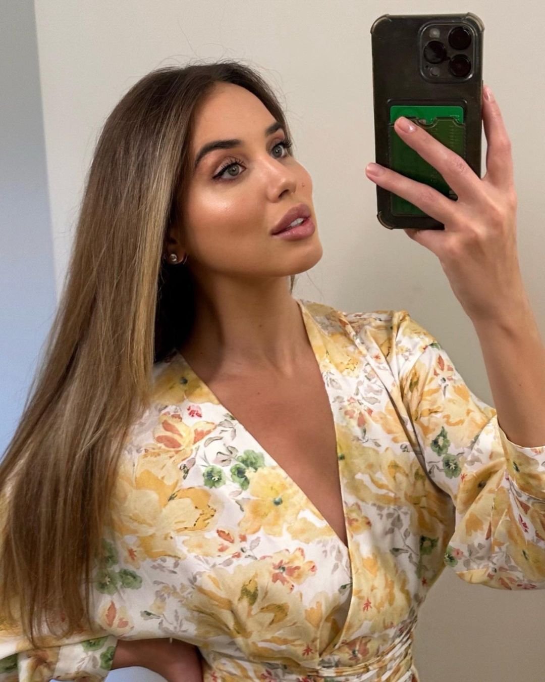 Teighez450049's profile picture. 