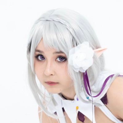 Hi... i like to cosplay ♡ 
I stream on twitch (´,,•ω•,,)♡ 
Twitch Partner: https://t.co/IL37HdKiPh
IG: https://t.co/SNgiRi0SnL