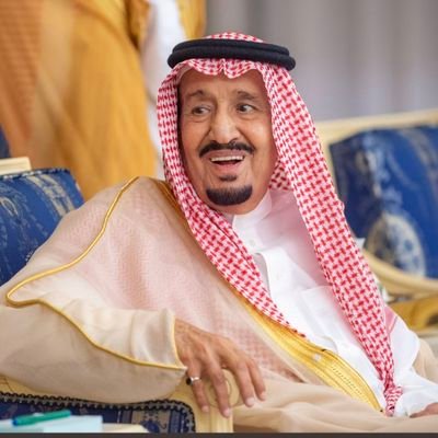 
سبحان الله وبحمده عدد خلقه ،ورضى نفسه
وزنه عرشه ومداد كلماته
: العقل نعمه والتعامل ثقافه
:وكلن على ماقيل عقله يدله :