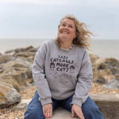 Autistic business  coach working with creative & neurodivergent business owners. marketing strategist. feminist leftie. Mum. South Londoner living in Brighton