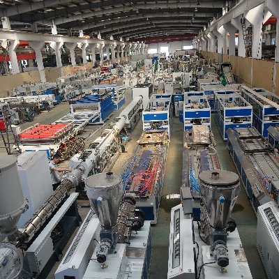 Hello, thank you for your interest.
We are professional plastic machine making company.
Whatsapp: +86 18100697395