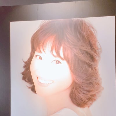 Twitter初心者です。無言フォローごめんなさい。小学生の時、兄と、歌番組をみてて、聖子ちゃんの　青い珊瑚を聴いてビビーってなってしまって、それから、ずっと聖子ちゃんが大好きになりました❤️#松田聖子ちゃん大好き💕聖子ちゃん大好き💕 #猫ちゃん大好き、#パチスロも趣味でうちます#美容にも興味あります