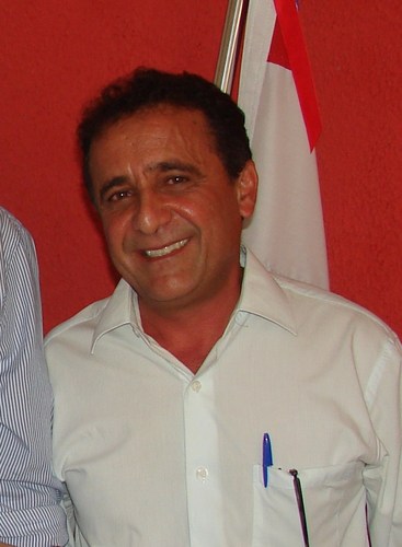 Prefeito de Ipupiara BA Gestão 2009 a 2012. Professor, Administrador e agricultor.