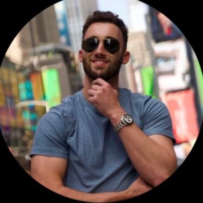 Money Twitter's Sneakers, Collectibles, Vinyls and Amazon FBA Guy & I run a FREE reselling daily email newsletter helping you make money from your phone.
