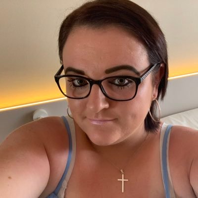 mackey_ker78307's profile picture. support worker for vulnerable adults. ordinary women with a good heart, brilliant sense of humour and always up for a laugh.Full of fun♏️💃🏻🌈🏖️❤️📱🍹🎤🎶☀️😇
