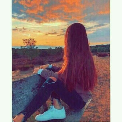 Starlov93721640's profile picture. Life isn't about finding yourself;😊 it's about CREATING yourself👸🧡