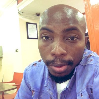kind human who's reserved but an introvert trying to breakout.
Kindly follow my other account @FeetbyHenrie 👞👟