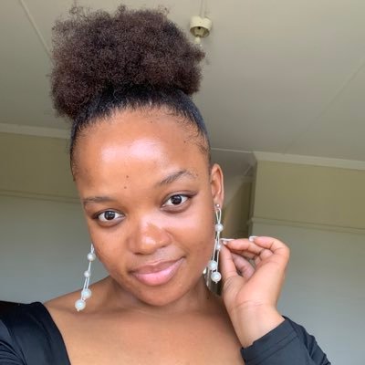 🏘️izingolweni 📍 KZN ♓Gemini 🤔reading, baking and cooking, fitness MBChB .**A sneak peak into my thoughts & notes to self**