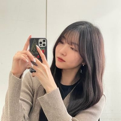 So1_firstfang's profile picture. 저는 짝꿍 필요없습니다.
저 마시멜로나 주워먹을래요.
🦊이게 나ㅎ 나 못 하는데
앙냥냐뇽웅엥앙엔