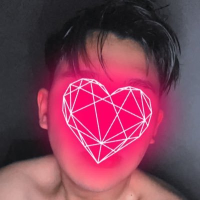 @thehoelyboi
