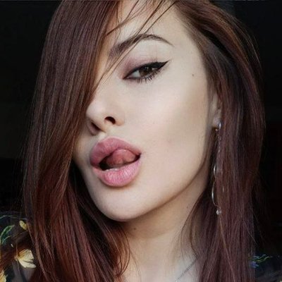 Хорошая девочка 🍓 streamer, model, NFT lover, content creator 🍒