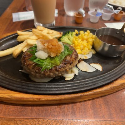 Mkyisi38's profile picture. リツイート