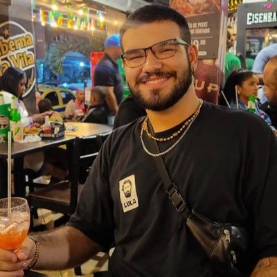 mattsalazar31's profile picture. Fala como um anjo, se veste como um anjo... Mas é o diabo disfarçado.