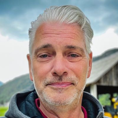 HerrMeyerausB's profile picture. Ü50; Ich diskutiere nicht mehr jeden Scheiß. - Bunt - Vater - Fliegenfischer - Grün #wokeundwehrhaft 🇪🇺 #NAFO 🇺🇦 
#noAFD. - Jo, Nazi. Fick Dich!