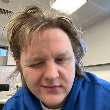 Follow me on my Gmail
lewiscapaldi317@gmail.com