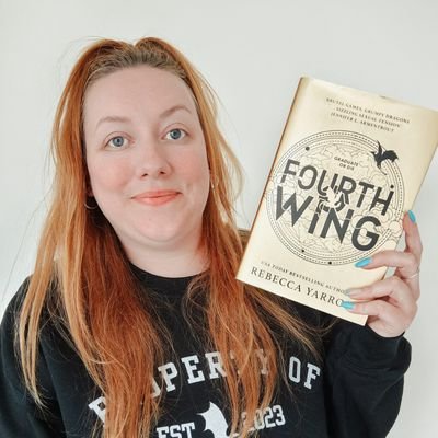 35, Manchester | Booktuber | Business Owner | She/her |
All links below ⬇️