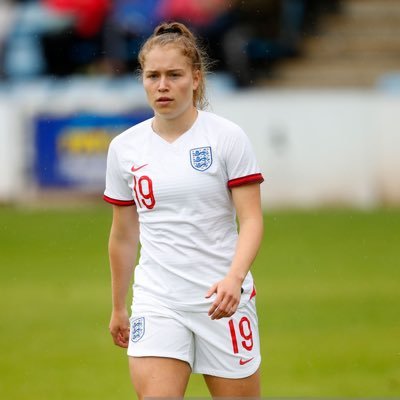 Zoe Barratt Profile