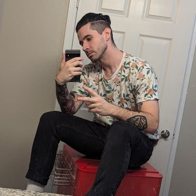 TaalKheru's profile picture. 🔸 X|V: Taal Kheru 
🔸 W1st Raider ♿🤠
🔸 COMMS CLOSED!!
📸 https://t.co/10eakW9FQj