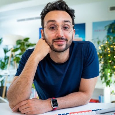 👨🏻⚕️Doctor turned entrepreneur + world's most followed productivity expert✍️& I share evidence-based strategies and tools to help you build a life you love🚀
