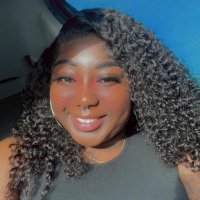 Anastaisa 🌻 (@istoleyourguhh) 's Twitter Profile