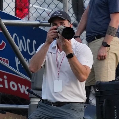 Freelance commercial and sports photographer based in Des Moines. Owner of @michaelandryley, a real estate media company. https://t.co/3BCmtRGbSq