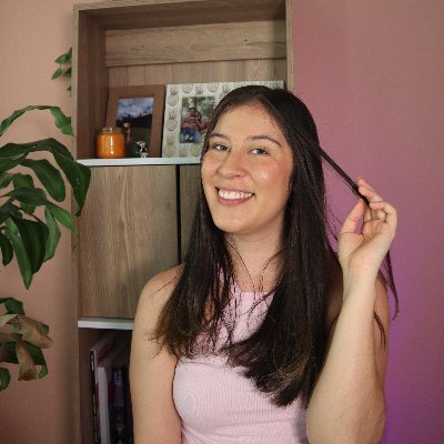 🙋 Hola! Soy analista digital de datos
✨ Data + marketing
✨ Data studio • Facebook ads • Google ads • Analytics •