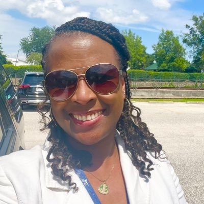 taneka_hicks's profile picture. Wife 💍Mother💞Educator📚