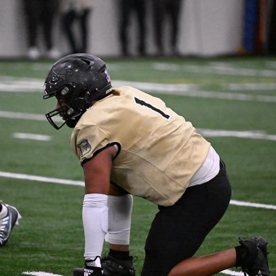 AnilsonxRocha's profile picture. Bryant Football | 🇨🇻 |