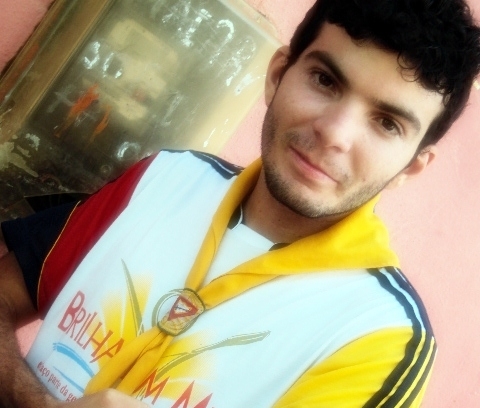 eu sou skatista estudante de contabilidade e musica. gosto de aventura!!!
 quer  saber mais só conhecendo...quem vai querer ?