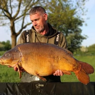 carp angler from Nottingham.
pb mirror 40lb8oz and pb common 36lb6oz
NFFC fan