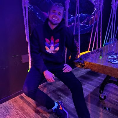 76peyton76_'s profile picture. #4Leo