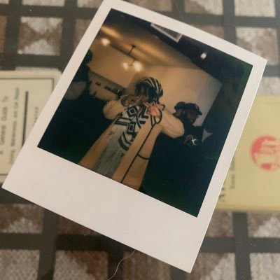 vinatIas's profile picture. “Ew” - me to America  IG- vin.atlas