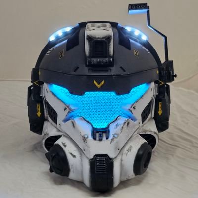 コスプレイヤー、ビデオゲーマー、ガンプラメーカー、アニメ愛好家、ニッケプレイヤー、ヘルダイバー
Cosplayer, video gamer, Gunpla maker, anime lover, Nikke player, Helldiver