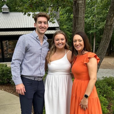 vb_coacht's profile picture. Child of God, Wife to Clay, Momma to Cody & Kylie