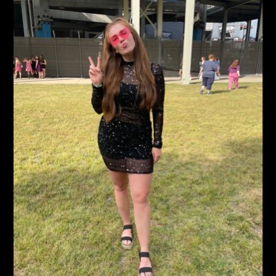leahfaith13's profile picture. Physician 👩🏼‍⚕️ Dog mom 🐾