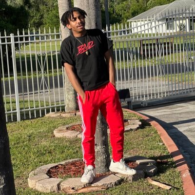 24 PHL📍 Strict Top 💯 5’4💪🏾 Travel😈 Living while I can SC: kvngchunna Collab DM