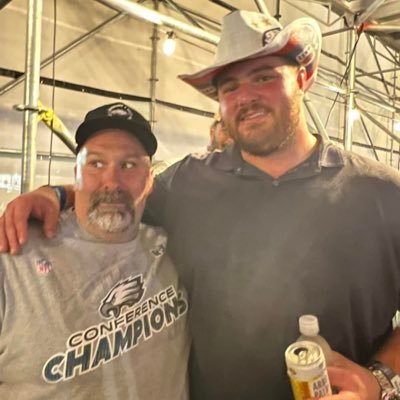 Father, Brother, Friend ! Owner of @thewhiskeywagon 🦅 🦅 Eagles Season Ticket Holder #ROLLTIDE
