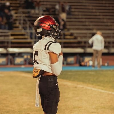 CB/S•c/o 24•Murrieta Valley High School•3.8 gpa•ht:5’11•wt:155 1% EVERYDAY #BFR