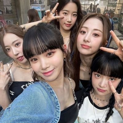 SaysVituna's profile picture. I'm a multistan 
 💜