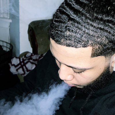 _quiani's profile picture. 