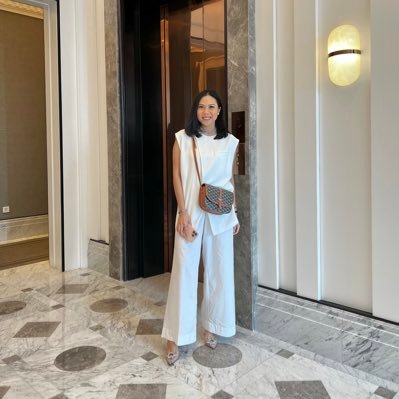 lischoss's profile picture. 