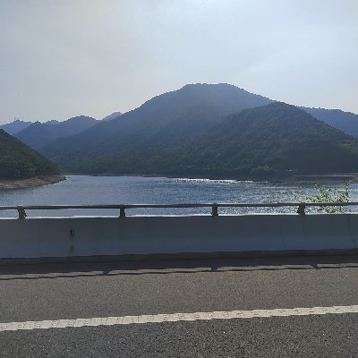 ab2113692509's profile picture. 信仰这东西一旦消失了，就很难再找回来
