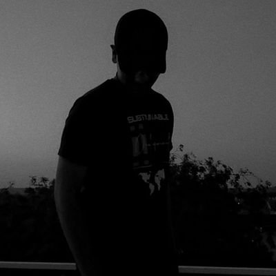 wanderingflesh's profile picture. https://t.co/p86Fb6CkEU